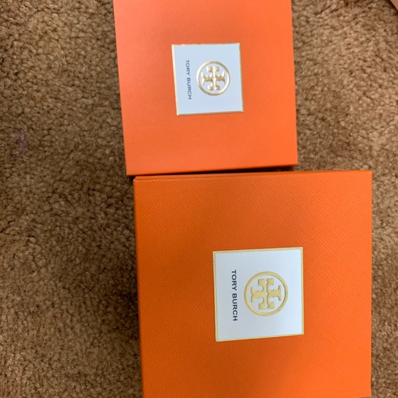 Tory burch watch main image 4